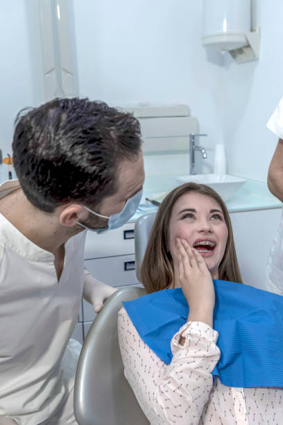 Best Walk-In Emergency Dentist in Valley Falls, RI